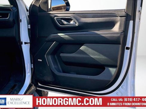Used 2022 GMC Yukon AT4 image 27