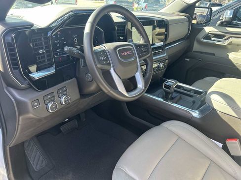 Used 2024 GMC Sierra 1500 SLT w/ SLT Premium Plus Package image 10
