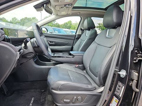 Used 2025 Hyundai Tucson Limited AWD/4WD image 12
