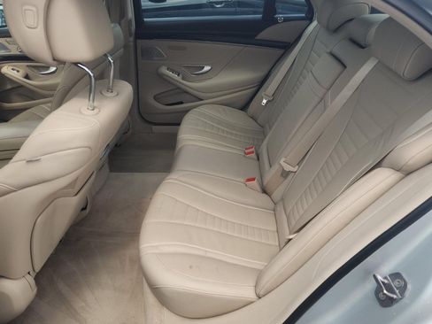 Used 2020 Mercedes-Benz S 560 Sedan w/ AMG Line Exterior image 5