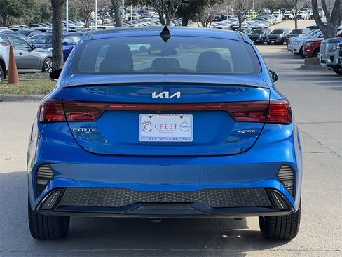 Used 2023 Kia Forte GT-Line w/ GT-Line Premium Package image 5
