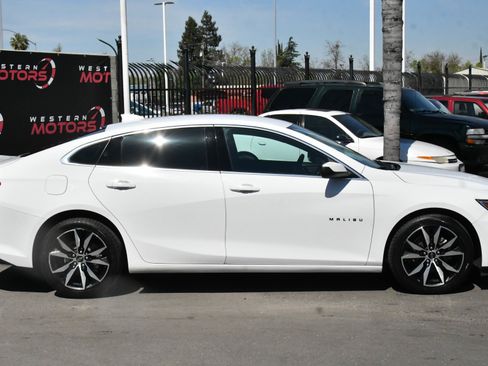 Used 2023 Chevrolet Malibu RS image 9