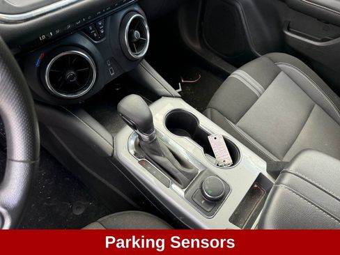 Used 2023 Chevrolet Blazer LT FWD image 17