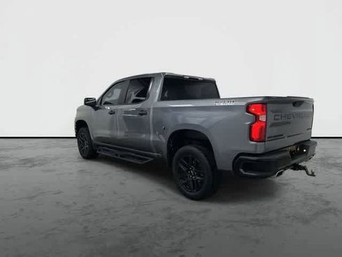 Used 2021 Chevrolet Silverado 1500 Custom Trail Boss w/ LPO, Dark Essentials Package AWD/4WD image 9