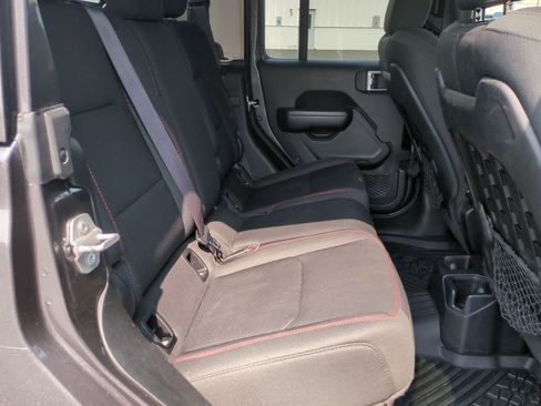 Used 2020 Jeep Gladiator Rubicon image 27