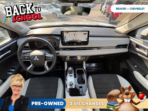 Used 2025 Mitsubishi Outlander SE FWD image 25