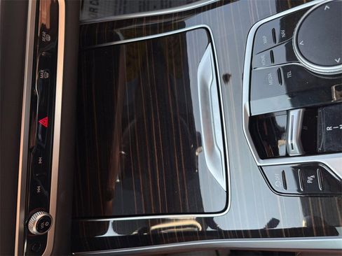 Used 2025 BMW X5 xDrive40i w/ Premium Package image 26