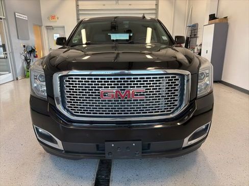 Used 2016 GMC Yukon Denali AWD/4WD image 5