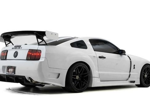 Used 2008 Ford Mustang Shelby GT500 RWD image 4