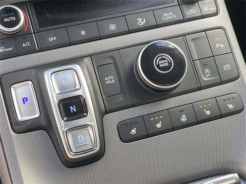 Used 2024 Hyundai Palisade Limited image 28