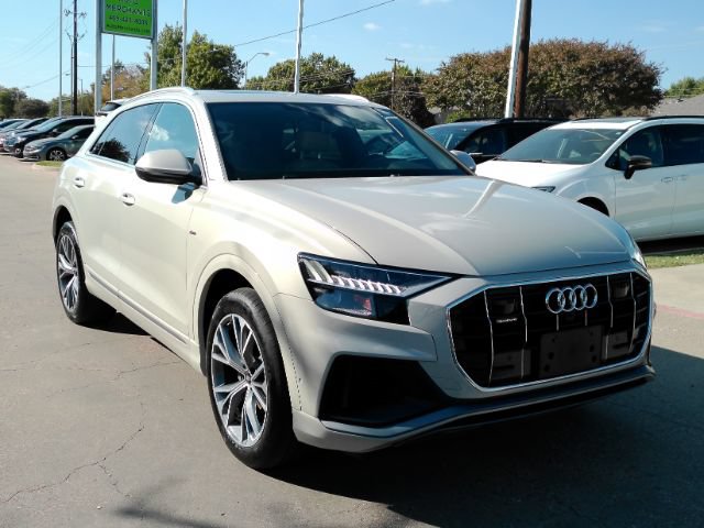 Used 2023 Audi Q8 Premium Plus w/ Premium Plus Package AWD/4WD image 4