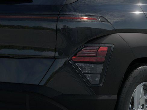 New 2026 Hyundai Kona SE image 10