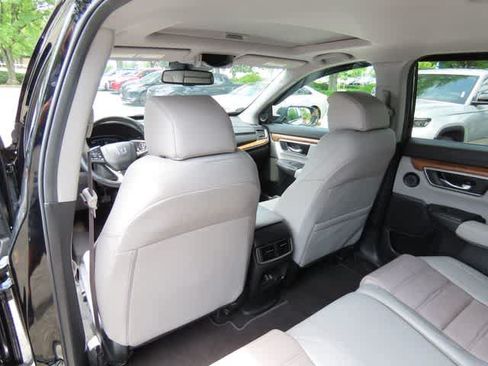 Certified 2020 Honda CR-V Touring image 17