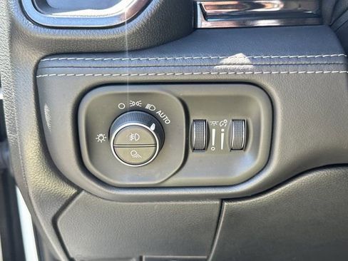 Used 2022 RAM 3500 Limited AWD/4WD image 26