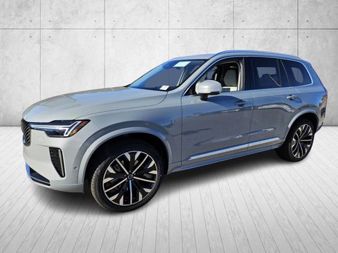 New 2026 Volvo XC90 B6 Ultra w/ Protection Package image 3