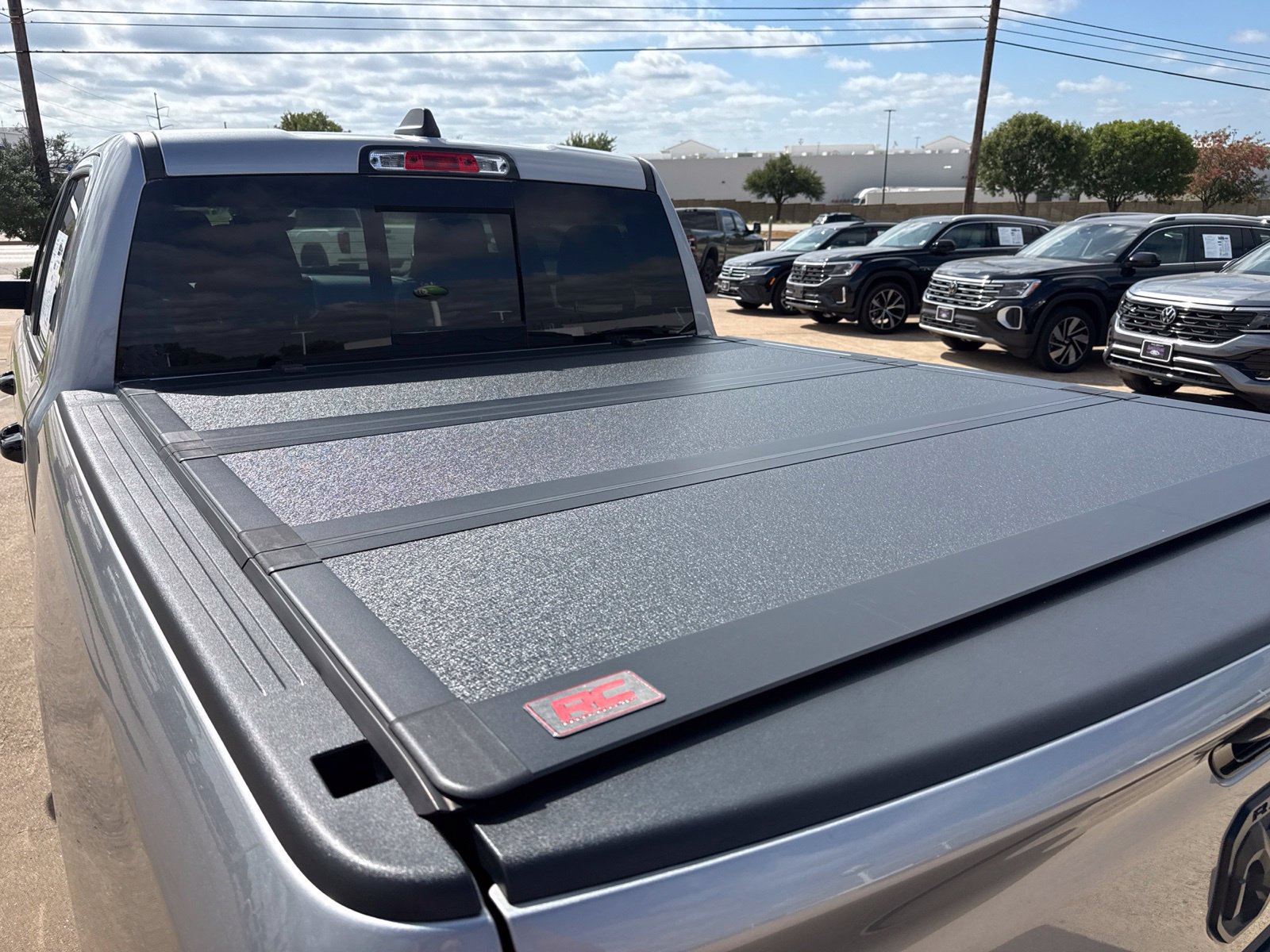 Used 2024 RAM 1500 Laramie AWD/4WD image 11
