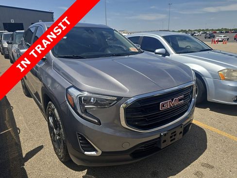 Used 2021 GMC Terrain SLE w/ LPO, Floor Liner Package FWD image 5