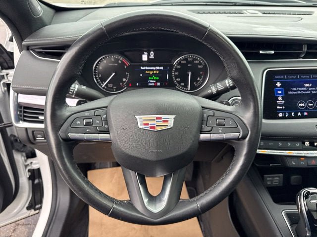Certified 2023 Cadillac XT4 Luxury w/ Cold Weather Package AWD/4WD image 11
