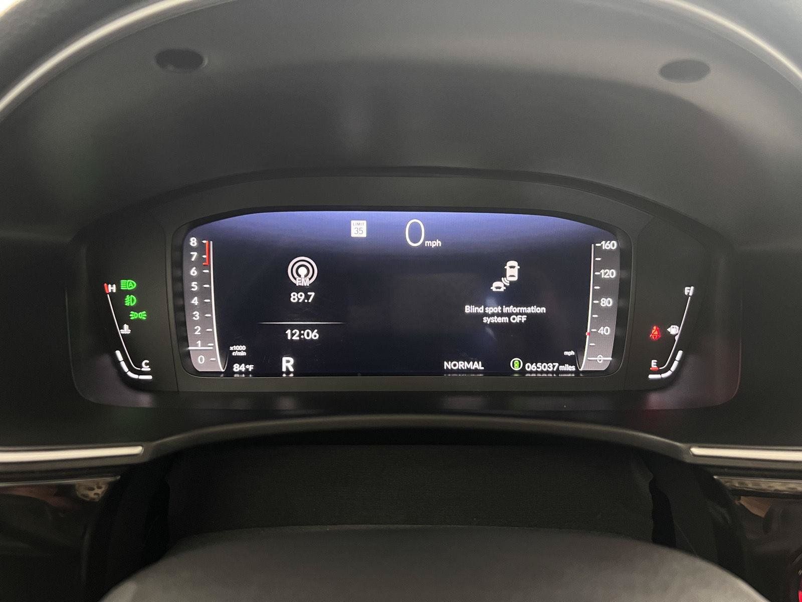 Used 2023 Honda Civic Touring image 2