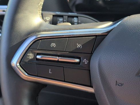 Used 2025 Chevrolet Equinox LT FWD image 29