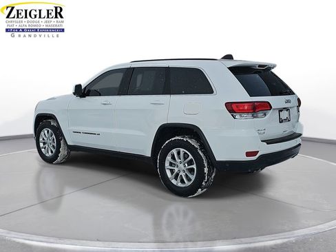 Used 2022 Jeep Grand Cherokee Laredo E image 7