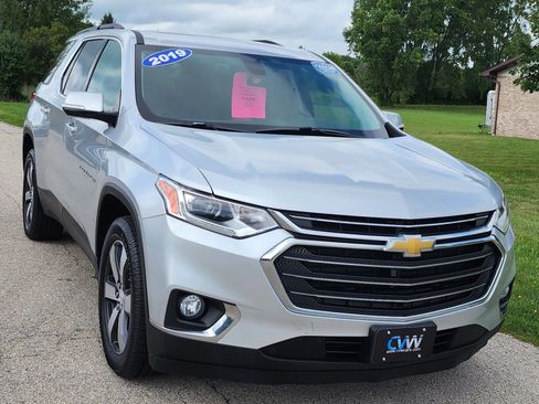 Used 2019 Chevrolet Traverse LT AWD/4WD image 5