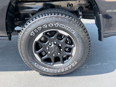 Used 2026 RAM 2500 Laramie AWD/4WD image 38