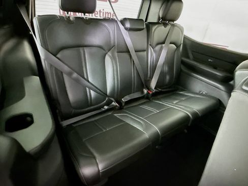 Used 2022 Jeep Wagoneer Series I AWD/4WD image 33