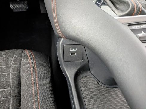 Used 2024 Honda HR-V Sport image 10