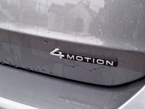 Used 2024 Volkswagen Taos S image 11