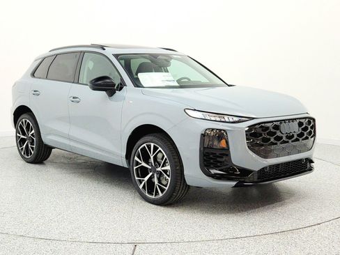 New 2026 Audi Q3 quattro 2.0T AWD/4WD image 3