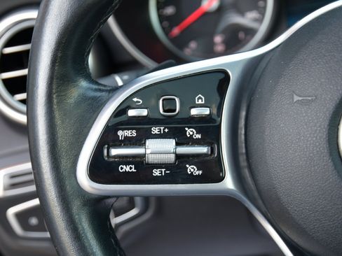 Used 2019 Mercedes-Benz C 300 4MATIC Sedan image 9