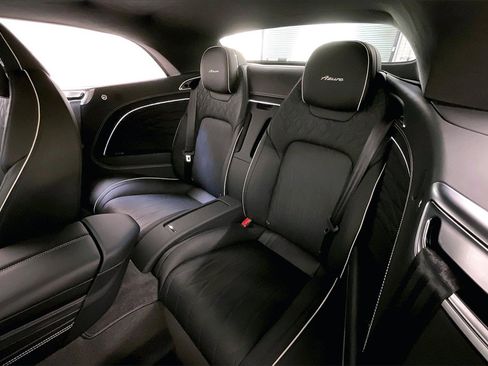 Used 2024 Bentley Continental GT V8 image 25