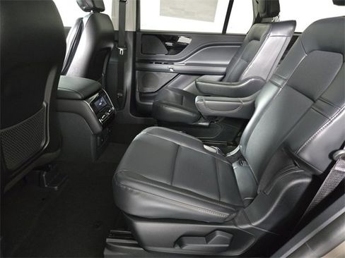 New 2026 Lincoln Aviator 2WD image 14