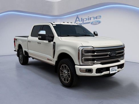 Certified 2026 Ford F250 Platinum w/ Platinum Plus Package AWD/4WD image 9
