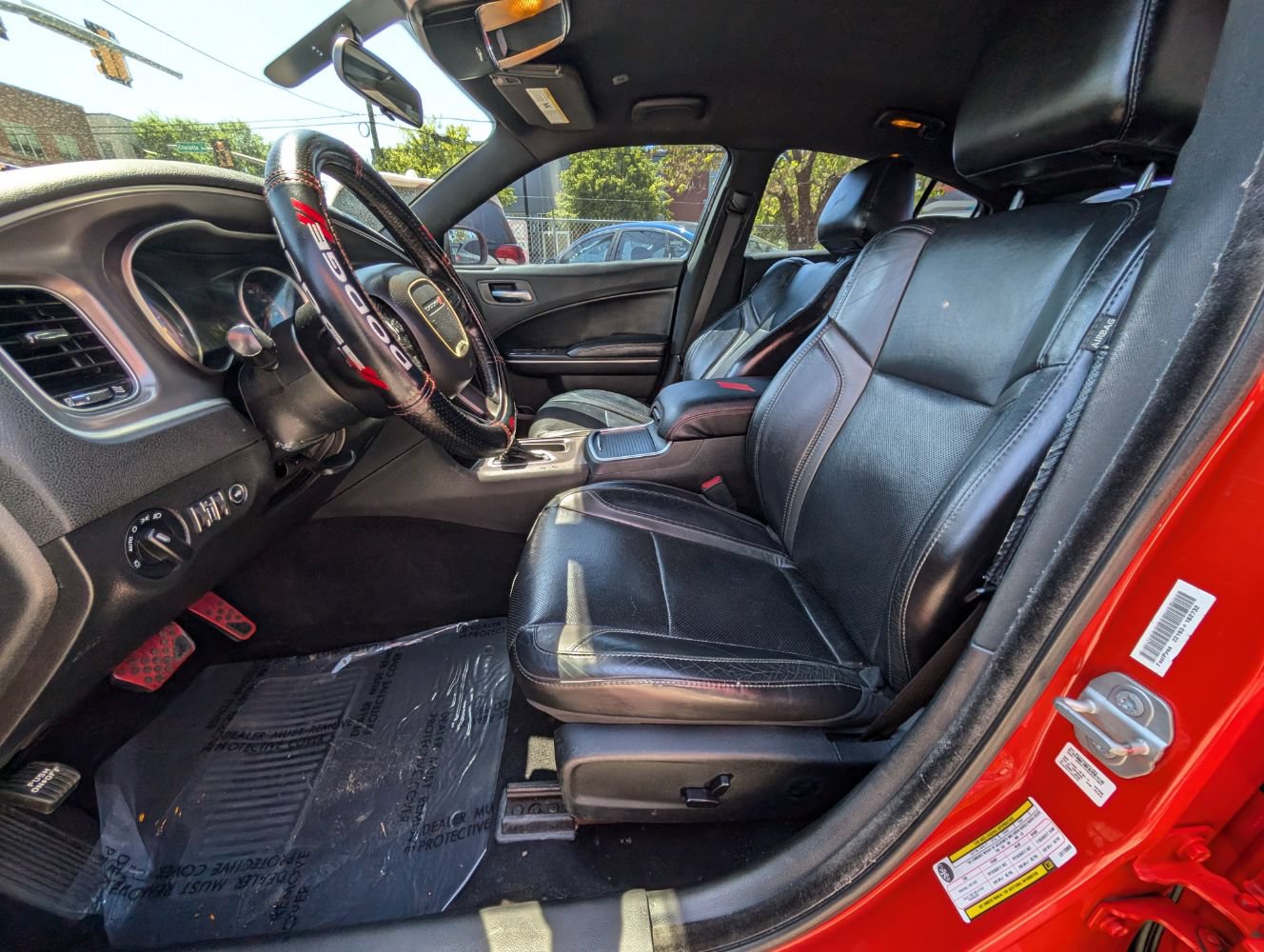 Used 2020 Dodge Charger SXT w/ Leather Interior Group RWD image 15
