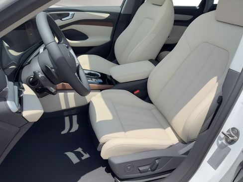 New 2026 Audi A6 Premium Plus AWD/4WD image 5