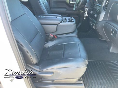 Used 2021 Chevrolet Silverado 1500 Custom image 18