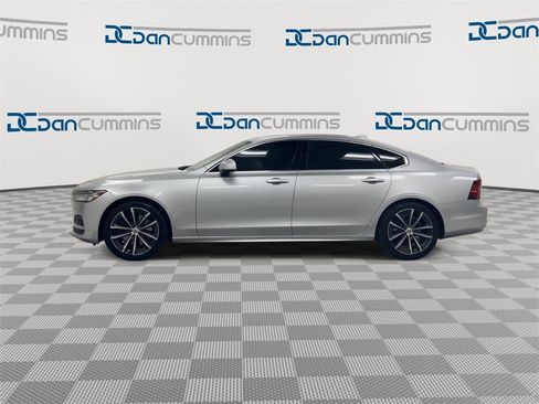 Used 2021 Volvo S90 T6 Momentum image 7