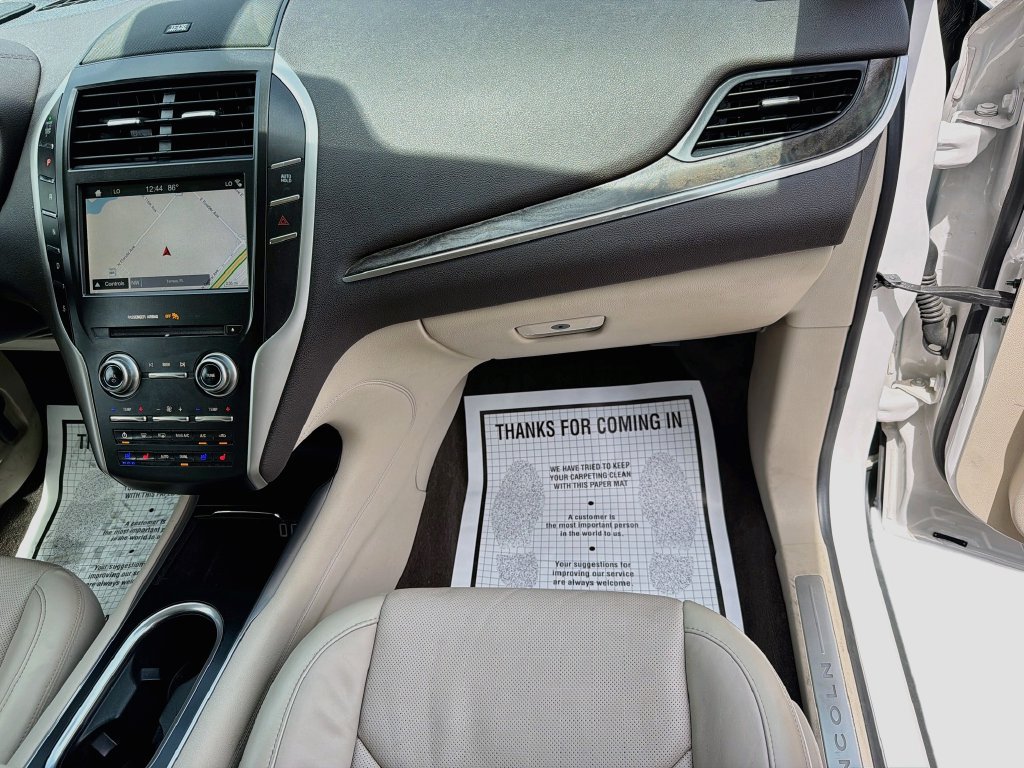 Used 2019 Lincoln MKC Reserve w/ MKC Climate Package AWD/4WD image 18