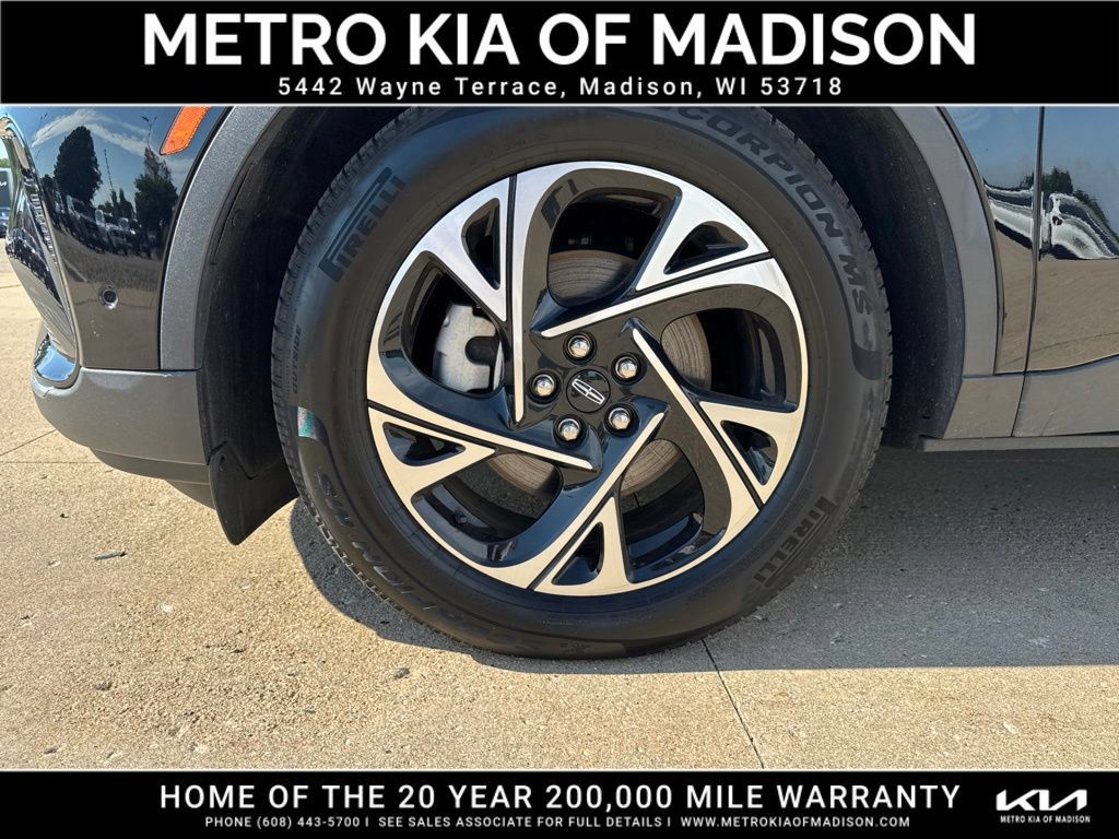 Used 2024 Lincoln Nautilus Premier w/ Equipment Group 102A AWD/4WD image 10