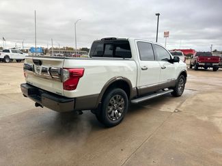 Used 2018 Nissan Titan Platinum Reserve w/ Platinum Utility Package video 2
