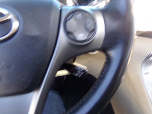 Used 2015 Toyota Venza Limited image 32