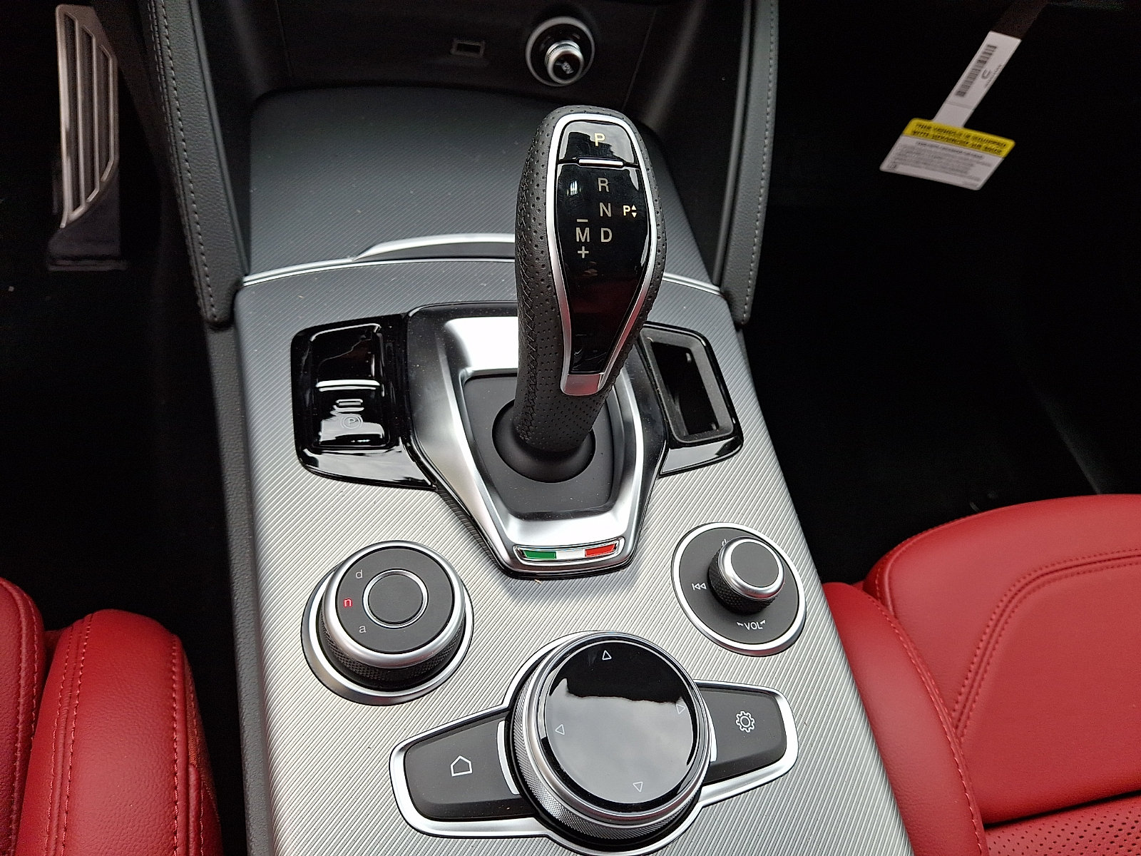 New 2026 Alfa Romeo Stelvio Sprint AWD/4WD image 13