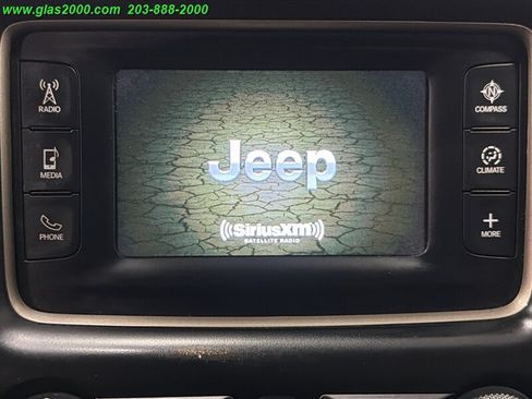 Used 2016 Jeep Grand Cherokee Laredo w/ Quick Order Package 23E AWD/4WD image 11