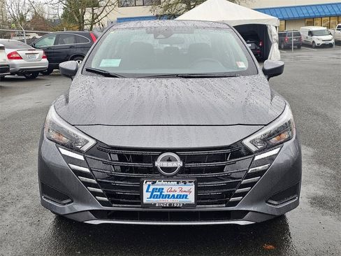 New 2025 Nissan Versa SV w/ Trunk Package image 2