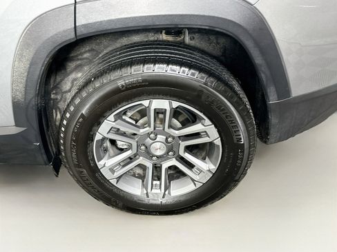 Used 2025 GMC Terrain Elevation AWD/4WD image 11