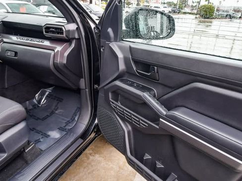 Certified 2025 Toyota Tacoma SR5 image 18