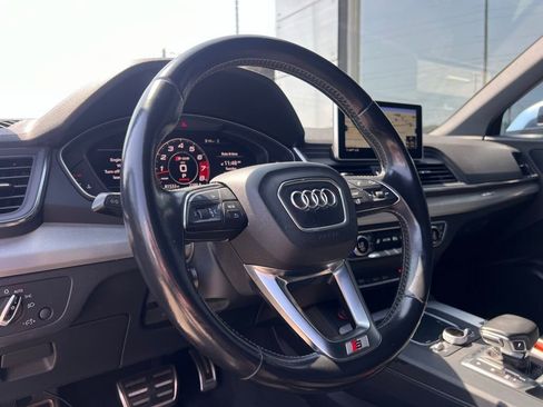 Used 2018 Audi SQ5 Premium Plus w/ Navigation Package image 35
