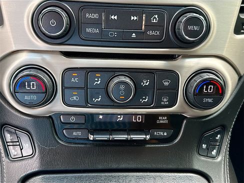 Used 2019 GMC Yukon XL Denali w/ Denali Ultimate Package image 17